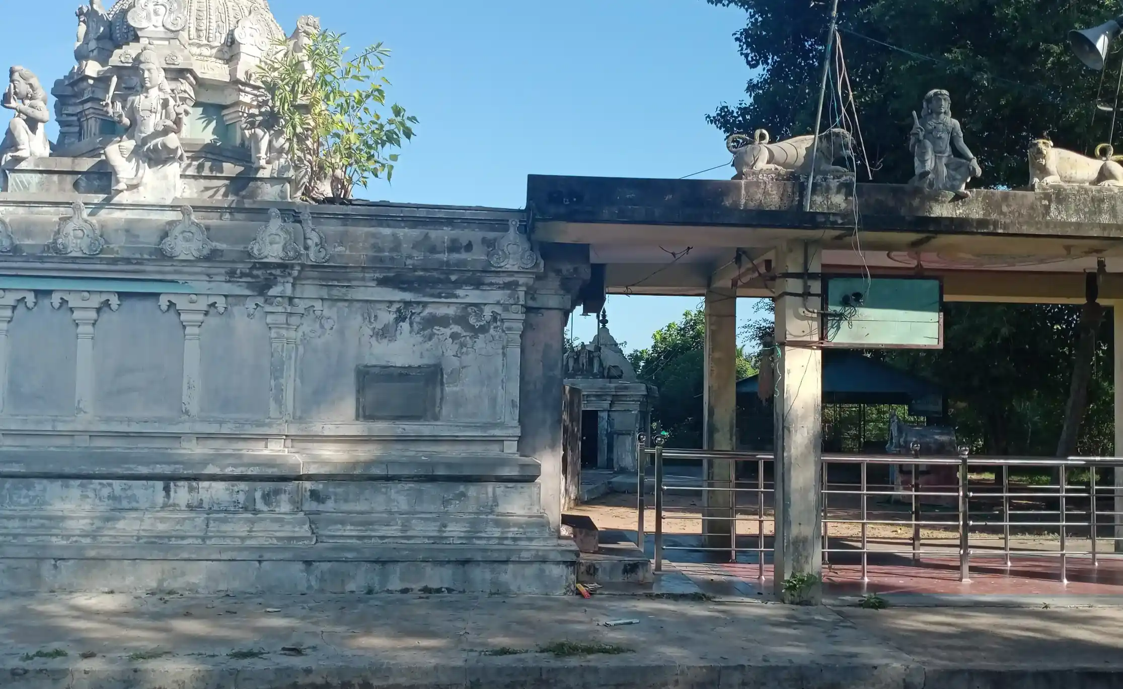 Arulmigu Pulikanda Ayyanar Temple, Etakeelaiyaur - 614013
