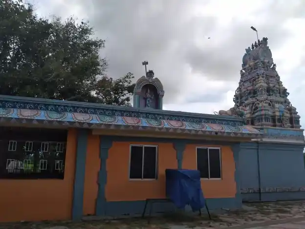 Arulmigu Pulikkutthi Amman Temple, Sengamaari - 622202 அருள்மிகு புலிகுத்திஅம்மன் திருக்கோயில், செங்கமாரி, அறந்தாங்கி வட்டம் - 622202, Pudukkottai - Ancient Temple Architecture and History Image 2
