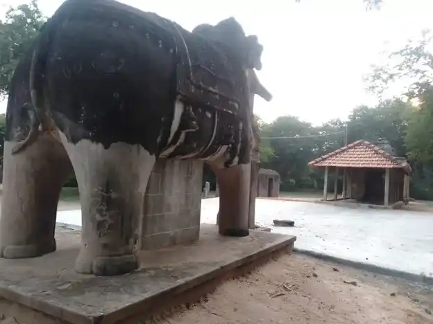 Arulmigu Pulikutti Ayyanar Temple, Jeyankondan - 630108