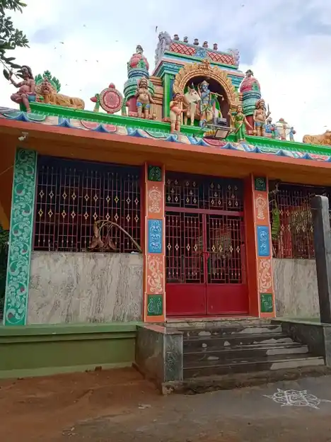 Arulmigu Puliyaddiyan Karupu Temple, Erakudi, Thathiengarpattai - 621014 Arulmigu puliyaddiyan karupu Temple, Erakudi, Thathiengarpattai - 621014, Thiruchirappalli - Ancient Temple Architecture and History Image 3