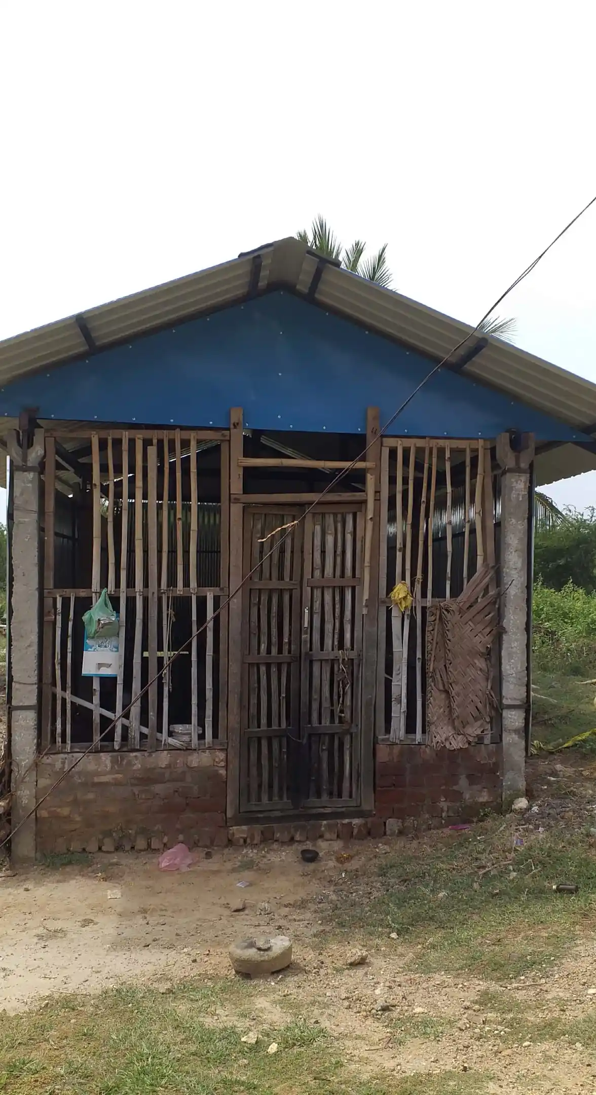 Arulmigu Puliyur Ayyanar Temple, Mallakottai - 630566 அருள்மிகு. புலியூர் அய்யனார் திருக்கோயில், Mallakottai - 630566, Sivagangai - Ancient Temple Architecture and History Image 4