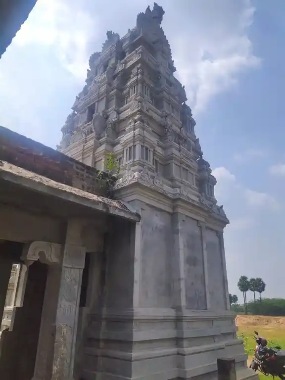 Arulmigu Pullani Ayyanar Temple, Kattampoor - 630210 அருள்மிகு. புல்லணிஅய்யனார் திருக்கோயில், Kattampoor - 630210, Sivagangai - Ancient Temple Architecture and History Image 2