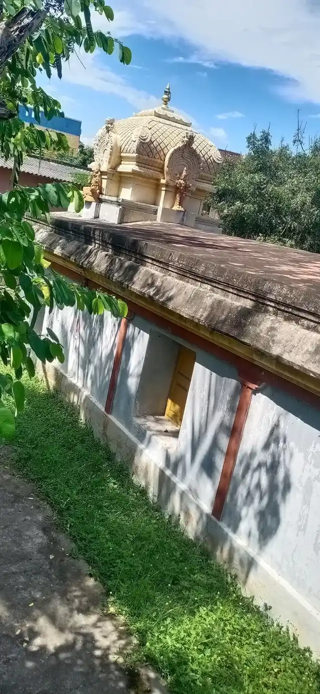 Arulmigu Pundakavaratharaja Perumal Temple, Pulipakkam - 603002 அருள்மிகு புண்டரீகவரதராஜப்பெருமாள் திருக்கோயில், Pulipakkam - 603002, Chengalpattu - Ancient Temple Architecture and History Image 2