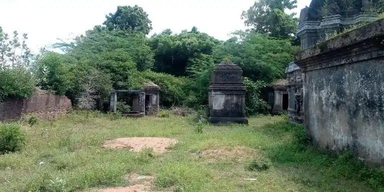 Arulmigu Punnaivanathaswamy Temple, Puduppattur - 610106 Arulmigu Punnaivanathaswamy Temple, Puduppattur - 610106, Thiruvarur - Ancient Temple Architecture and History Image 2