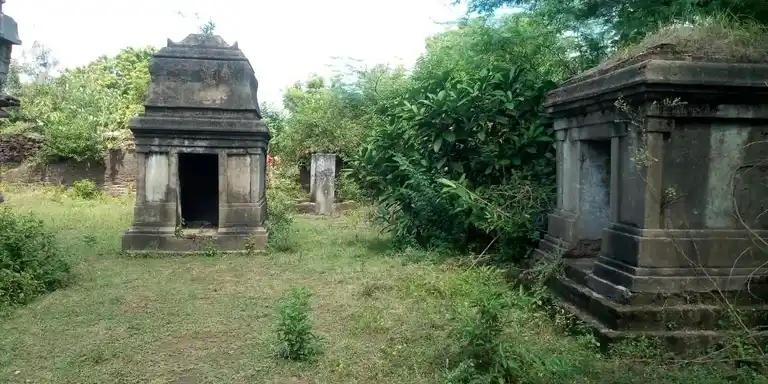 Arulmigu Punnaivanathaswamy Temple, Puduppattur - 610106 Arulmigu Punnaivanathaswamy Temple, Puduppattur - 610106, Thiruvarur - Ancient Temple Architecture and History Image 8