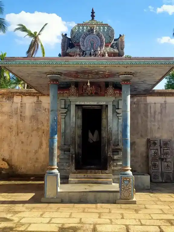 Arulmigu Punniyakodieswarar Temple, Vadaseri - 614905 அருள்மிகு புண்ணிய கோடீஸ்வரசுவாமி திருக்கோயில், Vadaseri - 614905, Thanjavur - Ancient Temple Architecture and History Image 3