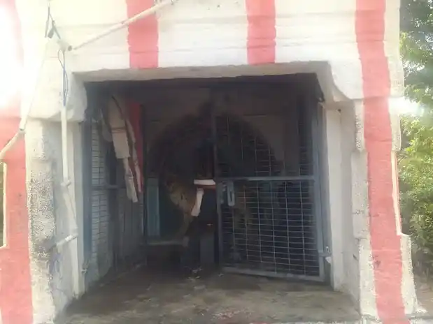 Arulmigu Purathakudi Muthaiyan Temple, Neikulam - 621708 Arulmigu Purathakudi Muthaiyan Temple, Neikulam - 621708, Thiruchirappalli - Ancient Temple Architecture and History Image 4