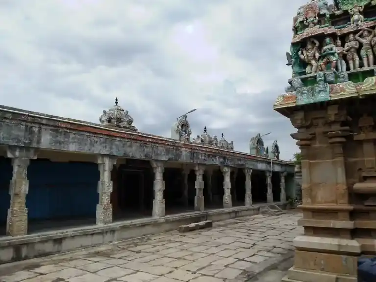 Arulmigu Purathana Vaneswarar Temple, Thiruchitrambalam - 614628