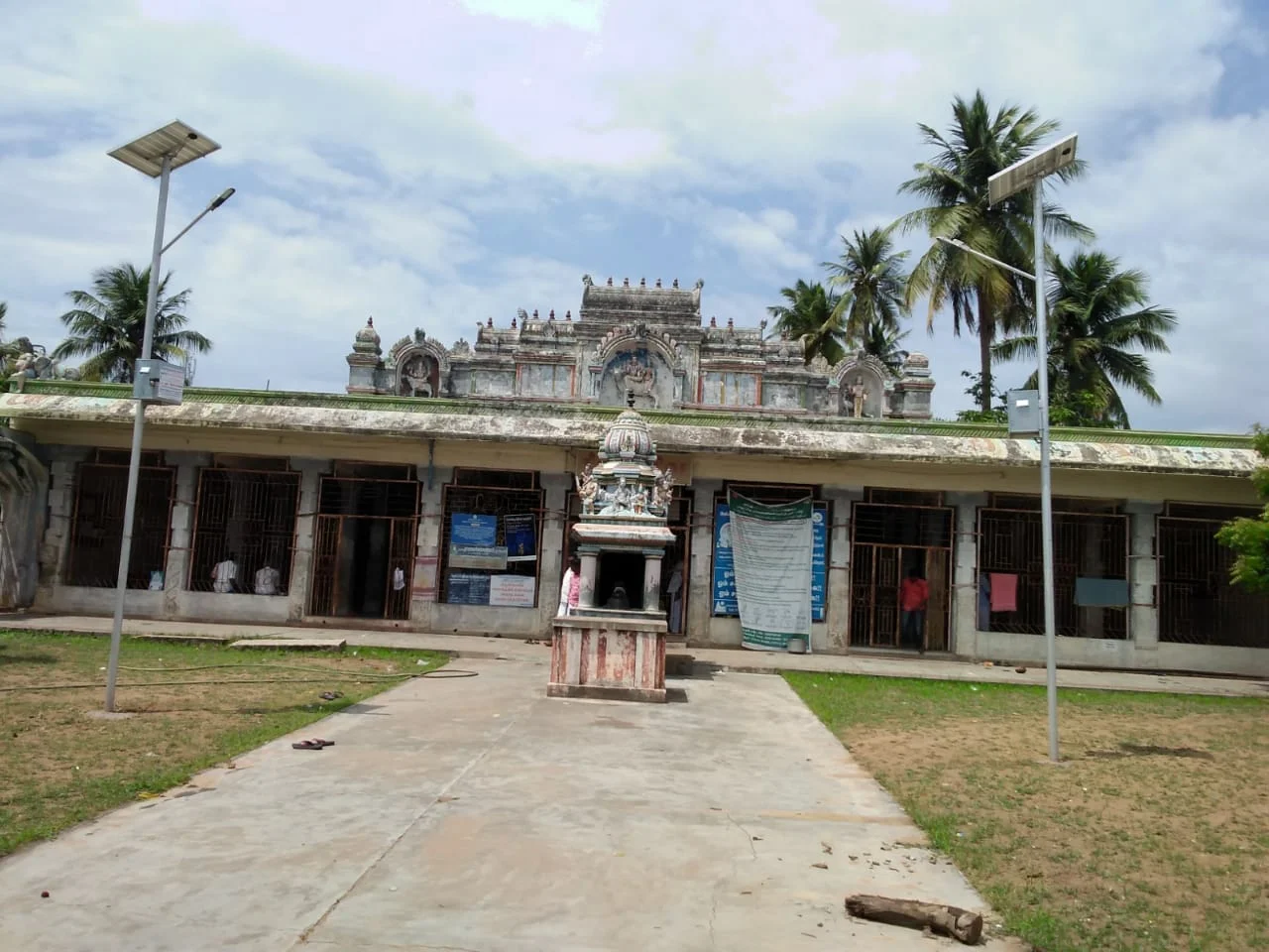 அருள்மிகு புராதனவனேஸ்வரர் திருக்கோயில், Thiruchitrambalam - 614628 - Main View