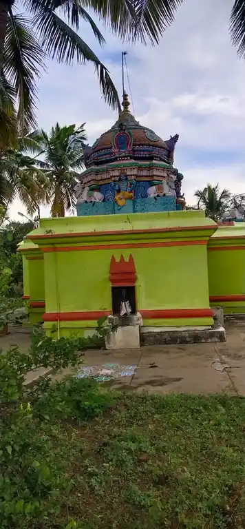 Arulmigu Purukaneeswarar Temple, Periyagaram - 635602 அருள்மிகு பிருகனீஸ்வரர் திருக்கோயில், பெரியகரம் - 635602, Thirupathur - Ancient Temple Architecture and History Image 4