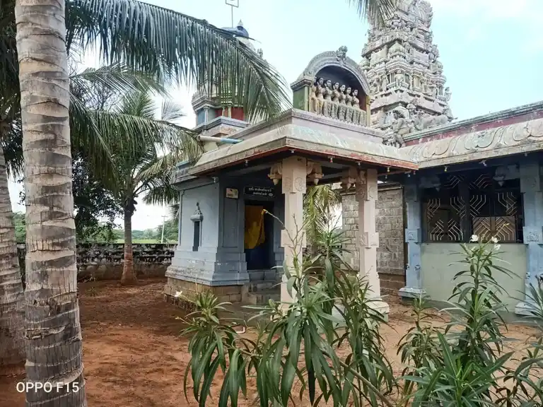 Arulmigu Pusaripatti Sri Kannimaar Temple, Poosaripatty - 624620 அருள்மிகு பூசாரிபட்டி ஸ்ரீ கன்னிமார் திருக்கோயில், Poosaripatty - 624620, Dindigul - Ancient Temple Architecture and History Image 4