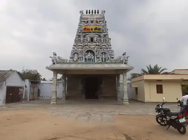 Arulmigu Pushbhavaneshwar Temple, Avalpoondurai - 638115 அருள்மிகு புக்ஷ்பவனேஸ்வரர், தாமோதரப்பெருமாள் திருக்கோயில், Avalpoondurai - 638115, Erode - Ancient Temple Architecture and History Image 2