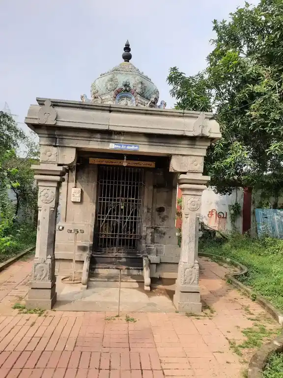 Arulmigu Pushparatheshwarar Temple, Gnayiru - 601204 அருள்மிகு புஷ்பரதேஸ்வரர் திருக்கோயில், ஞாயிறு - 601204, Tiruvallur - Ancient Temple Architecture and History Image 5