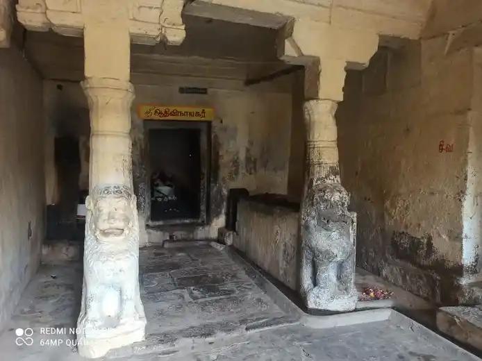 Arulmigu Puspavaneswarar Temple, Thirupamthiruthi - 613103 அருள்மிகு புஷ்பவனேசுவரர் திருக்கோயில், மேலத்திருப்பந்துருத்தி, மேலத்திருப்பந்துருத்தி - 613103, Thanjavur - Ancient Temple Architecture and History Image 2