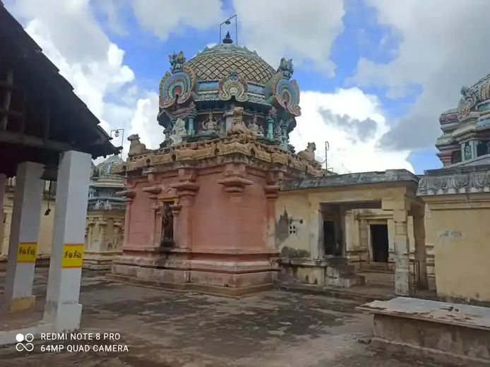 Arulmigu Puspavaneswarar Temple, Thirupamthiruthi - 613103 அருள்மிகு புஷ்பவனேசுவரர் திருக்கோயில், மேலத்திருப்பந்துருத்தி, மேலத்திருப்பந்துருத்தி - 613103, Thanjavur - Ancient Temple Architecture and History Image 7