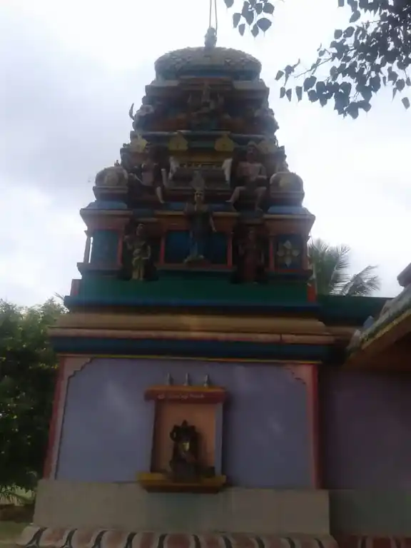 Arulmigu Puthukottai Mariamman Temple, Dharapuram - 636351 அருள்மிகு புதுக்கோட்டை மாரியம்மன் திருக்கோயில், Dharapuram - 636351, Salem - Ancient Temple Architecture and History Image 3