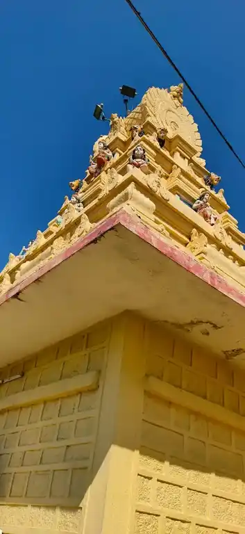 Arulmigu Puthumariamman Temple, Puthukoil, Bethakallupalli - 635801 அருள்மிகு புத்துமாரியம்மன் திருக்கோயில், புத்துக்கோயில், பெத்தகல்லுப்பள்ளி - 635801, Thirupathur - Ancient Temple Architecture and History Image 2