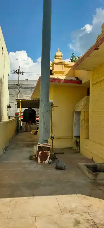 Arulmigu Puthumariamman Temple, Puthukoil, Bethakallupalli - 635801 அருள்மிகு புத்துமாரியம்மன் திருக்கோயில், புத்துக்கோயில், பெத்தகல்லுப்பள்ளி - 635801, Thirupathur - Ancient Temple Architecture and History Image 3