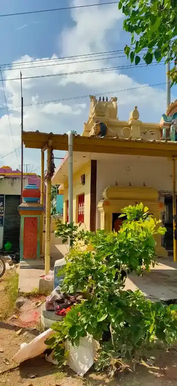 Arulmigu Puthumariamman Temple, Puthukoil, Bethakallupalli - 635801 அருள்மிகு புத்துமாரியம்மன் திருக்கோயில், புத்துக்கோயில், பெத்தகல்லுப்பள்ளி - 635801, Thirupathur - Ancient Temple Architecture and History Image 5