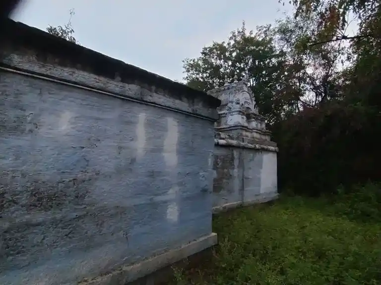 Arulmigu Puthuramman And Mariamman Temple, Thulukkamuthur - 641654 அருள்மிகு புத்தூரம்மன் மற்றும் மாரியம்மன் திருக்கோயில், Thulukkamuthur - 641654, Tiruppur - Ancient Temple Architecture and History Image 4