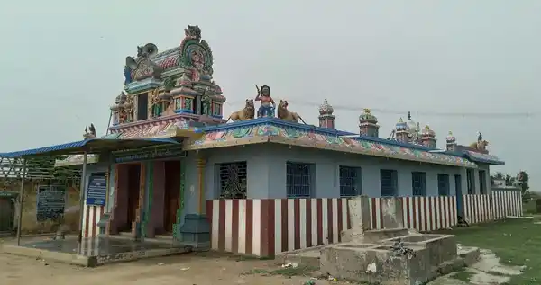 Arulmigu Puttradi Mariyamman Temple, Thagaraveli - 610203 அருள்மிகு புற்றடிமாரியம்மன் திருக்கோயில், தகரவெளி - 610203, Thiruvarur - Ancient Temple Architecture and History Image 2