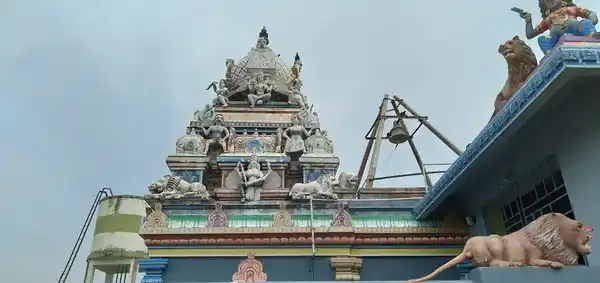 Arulmigu Puttradi Mariyamman Temple, Thagaraveli - 610203 அருள்மிகு புற்றடிமாரியம்மன் திருக்கோயில், தகரவெளி - 610203, Thiruvarur - Ancient Temple Architecture and History Image 3