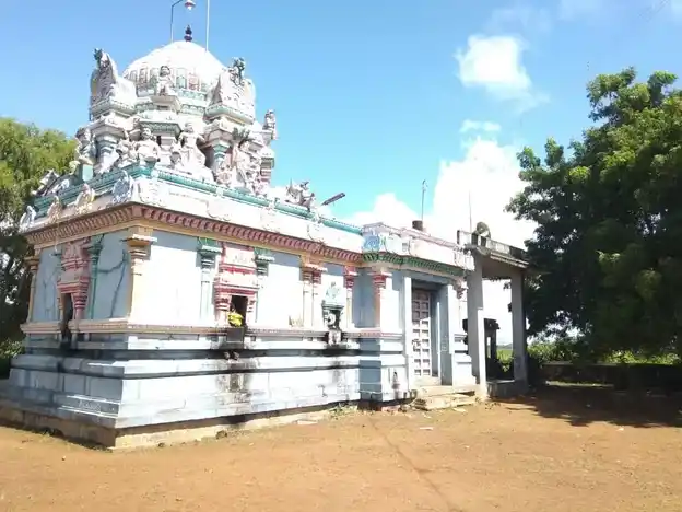 Arulmigu Puttridamkondeeswarar Temple, Sirukundram - 603108 அருள்மிகு புற்றிடம்கொண்டீஸ்வரர் திருக்கோயில், சிறுங்குன்றம் - 603108, Chengalpattu - Ancient Temple Architecture and History Image 2