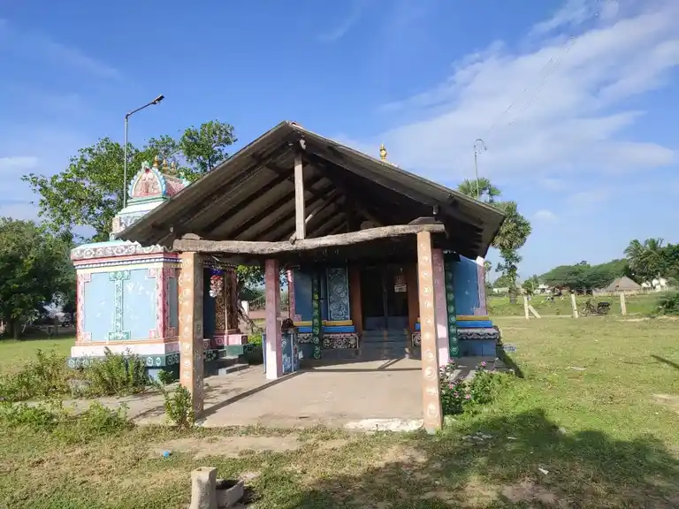 Arulmigu Raakkaacchiyamman Temple, Narpavalakkudi - 614616 அருள்மிகு ராக்காச்சிஅம்மன் திருக்கோயில், Narpavalakkudi - 614616, Pudukkottai - Ancient Temple Architecture and History Image 2