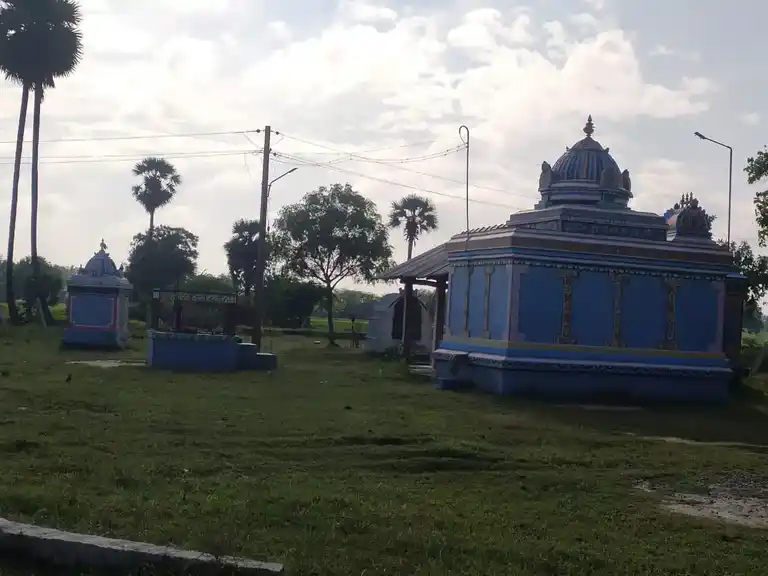Arulmigu Raakkaacchiyamman Temple, Narpavalakkudi - 614616 அருள்மிகு ராக்காச்சிஅம்மன் திருக்கோயில், Narpavalakkudi - 614616, Pudukkottai - Ancient Temple Architecture and History Image 3