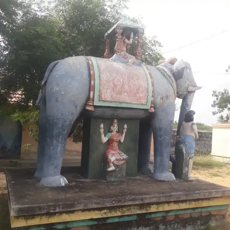 Arulmigu Raayankulam Ayyanar Temple, Raappoosal - 622102 அருள்மிகு ராயங்குளம் அய்யனார் திருக்கோயில், Raappoosal - 622102, Pudukkottai - Ancient Temple Architecture and History Image 3