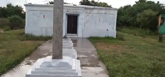 Arulmigu Radharukmani Venugopalasamy Temple, Kiruthalapuram - 601204 அருள்மிகு ராதாருக்மணி வேணுகோபாலசுவாமி திருக்கோயில், கிருதலபுரம் - 601204, Tiruvallur - Ancient Temple Architecture and History Image 5