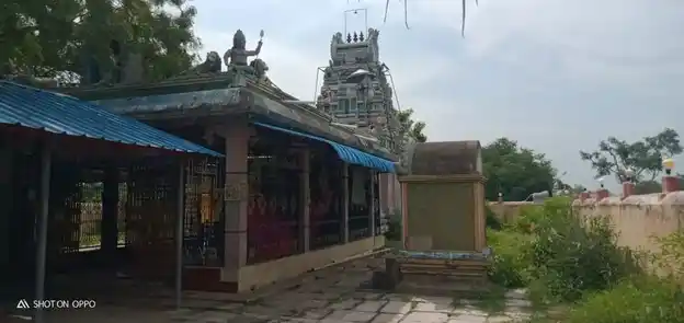 Arulmigu Raja Kulasekara Ayyanar @ Puthumaludaiya Ayyanar Temple, Sirunallur - 623402 அருள்மிகு. இராஜ குலசேகர அய்யனார் என்ற புதுமாலுடைய அய்யனார் திருக்கோயில், Sirunallur - 623402, Sivagangai - Ancient Temple Architecture and History Image 3