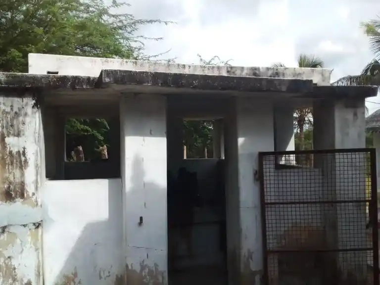 Arulmigu Raja Rajeswariyamman Temple, Rarapuram - 622404 அருள்மிகு ராஜராஜேஸ்வரியம்மன் திருக்கோயில், Rarapuram - 622404, Pudukkottai - Ancient Temple Architecture and History Image 7