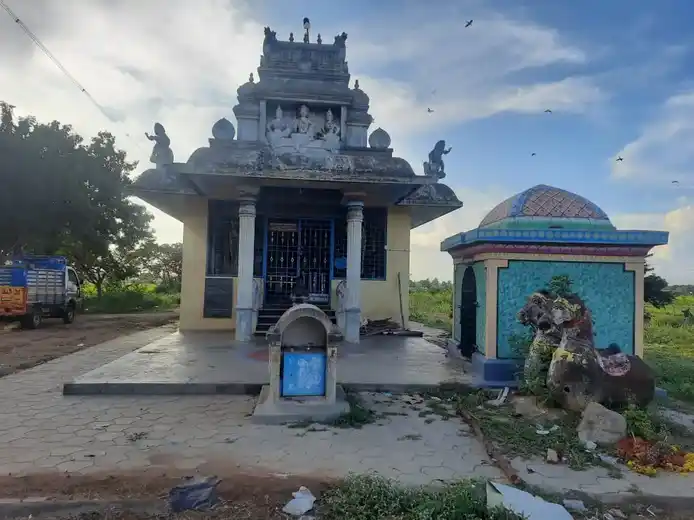 Arulmigu Raja Valavanda Iyyanar Temple, Neduvakottai - 614001 அருள்மிகு ராஜவளவண்ட அய்யனார் திருக்கோயில், Neduvakottai - 614001, Thiruvarur - Ancient Temple Architecture and History Image 2