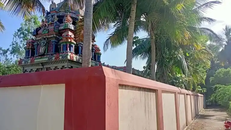 Arulmigu Rajagobala Swamy Temple, Kankoduthavanidham - 610104 அருள்மிகு ராஜகோபாலசுவாமி, கண்கொடுத்தவணிதம் சுவாமி, Kankoduthavanidham - 610104, Thiruvarur - Ancient Temple Architecture and History Image 4