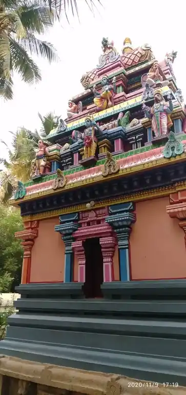 Arulmigu Rajagopala Swamy Temple, Naduvakkarai, Umamaheswarapuram - 612103