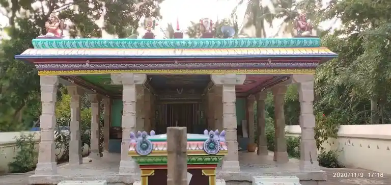 Arulmigu Rajagopala Swamy Temple, Naduvakkarai, Umamaheswarapuram - 612103 அருள்மிகு ராஜகோபாலசுவாமி திருக்கோயில், Thiruvidaimaruthur - 612103, Thanjavur - Ancient Temple Architecture and History Image 3