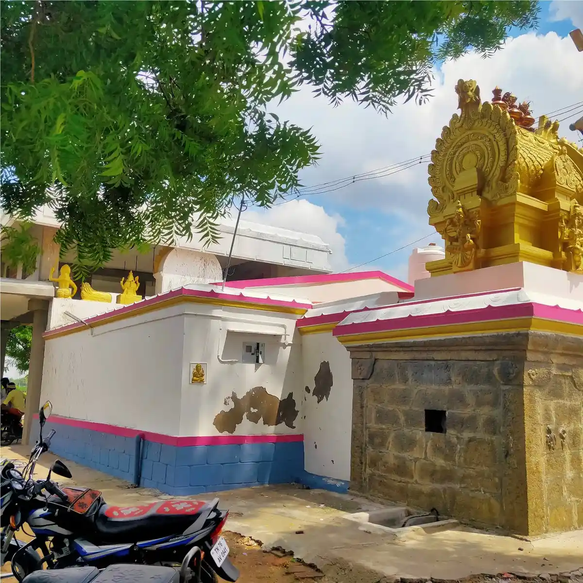 Arulmigu Rajagopalanangai Amman Temple, Desamanickam - 627452 அருள்மிகு இராஜகோபாலசாமி நங்கையம்மன் திருக்கோயில், தேசமாணிக்கம் - 627452, Tirunelveli - Ancient Temple Architecture and History Image 3