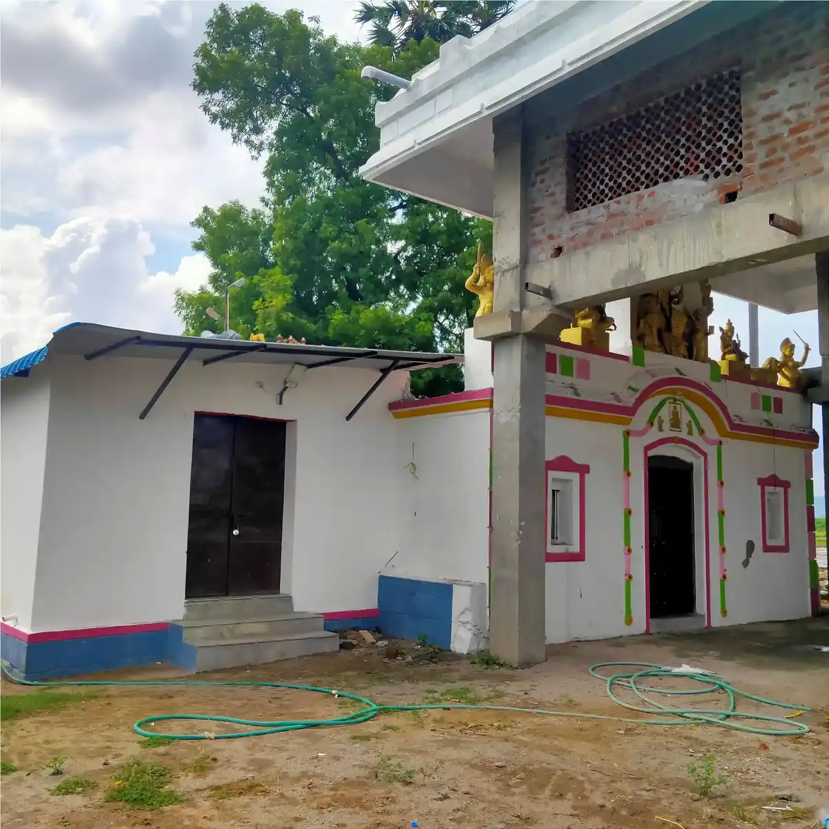 Arulmigu Rajagopalanangai Amman Temple, Desamanickam - 627452 அருள்மிகு இராஜகோபாலசாமி நங்கையம்மன் திருக்கோயில், தேசமாணிக்கம் - 627452, Tirunelveli - Ancient Temple Architecture and History Image 4