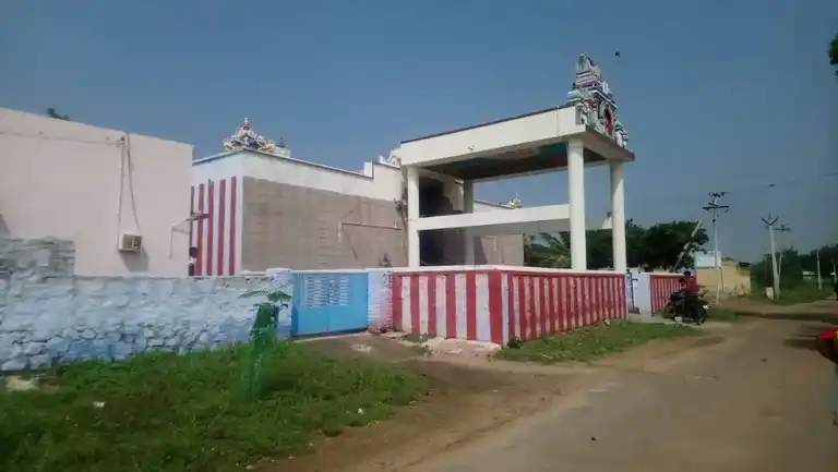 Arulmigu Rajagopalasamy Temple, Ayyaneri - 628503 அருள்மிகு ராஜகோபாலசாமி திருக்கோயில், Ayyaneri - 628503, Thoothukudi - Ancient Temple Architecture and History Image 2
