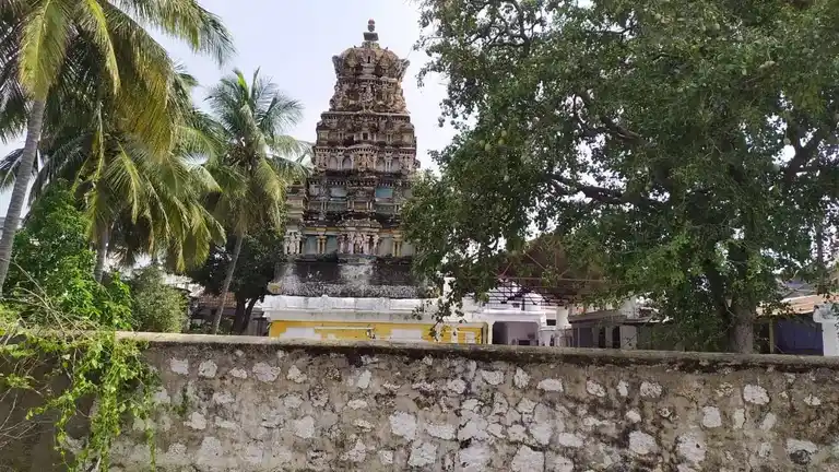 Arulmigu Rajagopalasamy Temple, Near Muppidathiamman Temple, Sundharapandiyapuram - 627858 அருள்மிகு ராஜகோபாலசுவாமி திருக்கோயில், -, Sundharapandiyapuram - 627858, Tenkasi - Ancient Temple Architecture and History Image 4