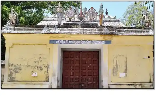 Arulmigu Rajagopalaswamy Temple, Akkur Udayavarkoil Patthu, Aakur - 609301 அருள்மிகு இராஜகோபாலசுவாமி திருக்கோயில், ஆக்கூர் உடையவர்கோயில் பத்து, Aakur - 609301, Mayiladuthurai - Ancient Temple Architecture and History Image 6