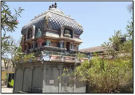 Arulmigu Rajagopalaswamy Temple, Akkur Udayavarkoil Patthu, Aakur - 609301 அருள்மிகு இராஜகோபாலசுவாமி திருக்கோயில், ஆக்கூர் உடையவர்கோயில் பத்து, Aakur - 609301, Mayiladuthurai - Ancient Temple Architecture and History Image 8