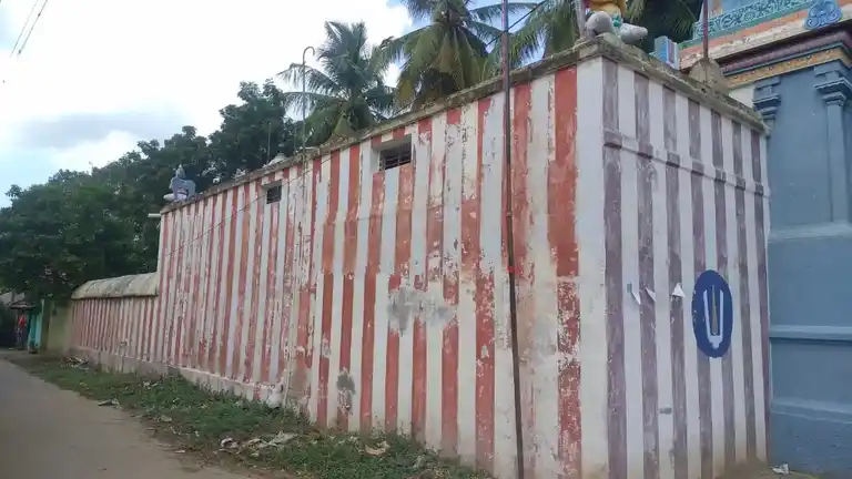 Arulmigu Rajagopalaswamy Temple, Chozhanmaligai - 612703 அருள்மிகு ராஜகோபால சுவாமி திருக்கோயில், Chozhanmaligai - 612703, Thanjavur - Ancient Temple Architecture and History Image 3