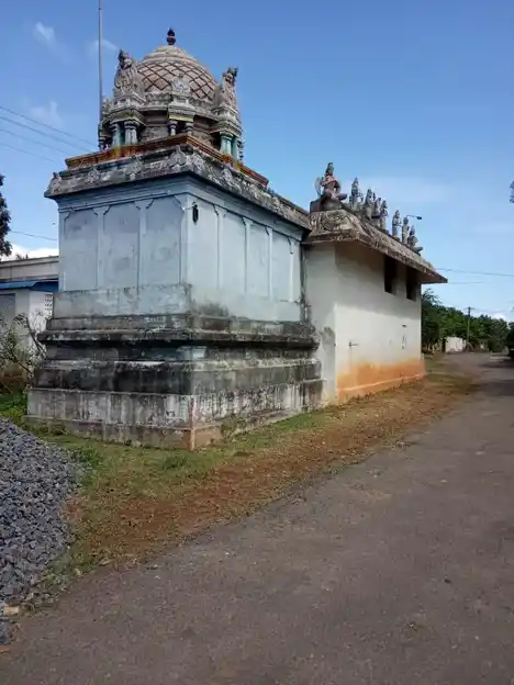 Arulmigu Rajagopalaswamy Temple, Thirukkaaravasal - 610202 அருள்மிகு இராஜகோபாலசுவாமி திருக்கோயில், Thirukkaaravasal - 610202, Thiruvarur - Ancient Temple Architecture and History Image 4
