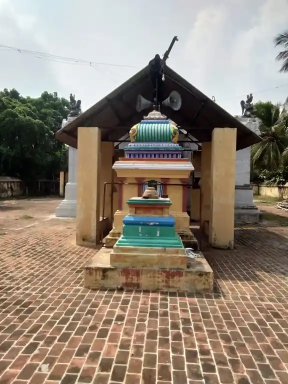 Arulmigu Rajanarayanaperumal Temple, Melaiyur - 609107 அருள்மிகு ராஜநாராயணபெருமாள் திருக்கோயில், Melaiyur - 609107, Mayiladuthurai - Ancient Temple Architecture and History Image 4