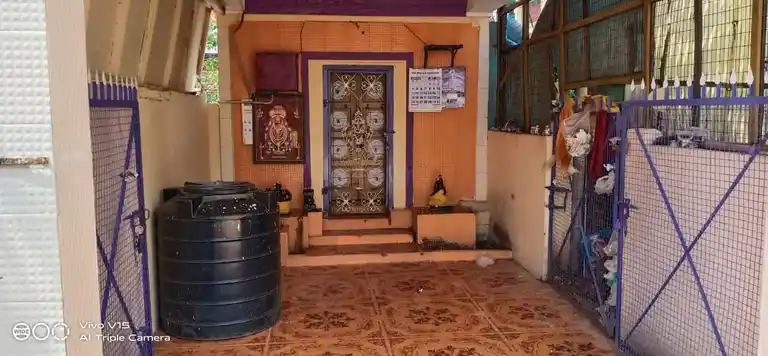 Arulmigu Rajarajeshwariamman Udanurai Kalyana Sundereswarar And Madurai Veeran Temple, Annanagar, Palani - 624601 அருள்மிகு இராஜராஜேஸ்வரியம்மன் உடனுறை கல்யாண சுந்தரேஸ்வரர் மற்றும் மதுரைவீரன் திருக்கோயில், Annanagar, Palani - 624601, Dindigul - Ancient Temple Architecture and History Image 2