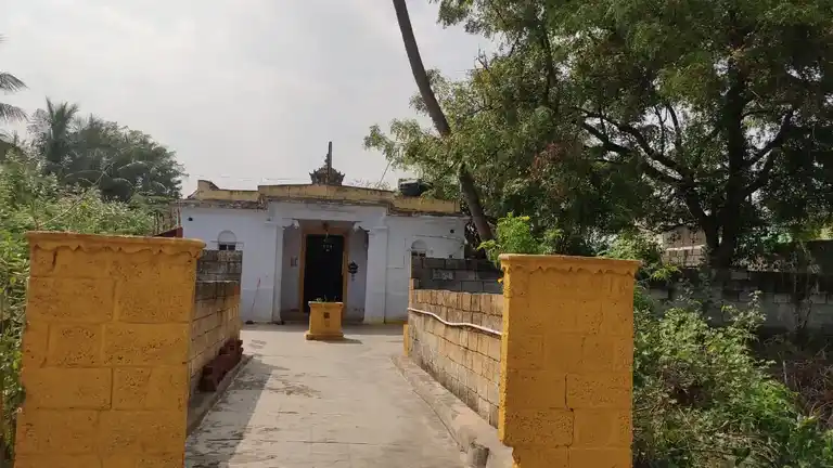 Arulmigu Rajarajeswari Amman Temple, Chinthamani - 627855 அருள்மிகு ராஜராஜேஸ்வரியம்மன் திருக்கோயில், Chinthamani - 627855, Tenkasi - Ancient Temple Architecture and History Image 4