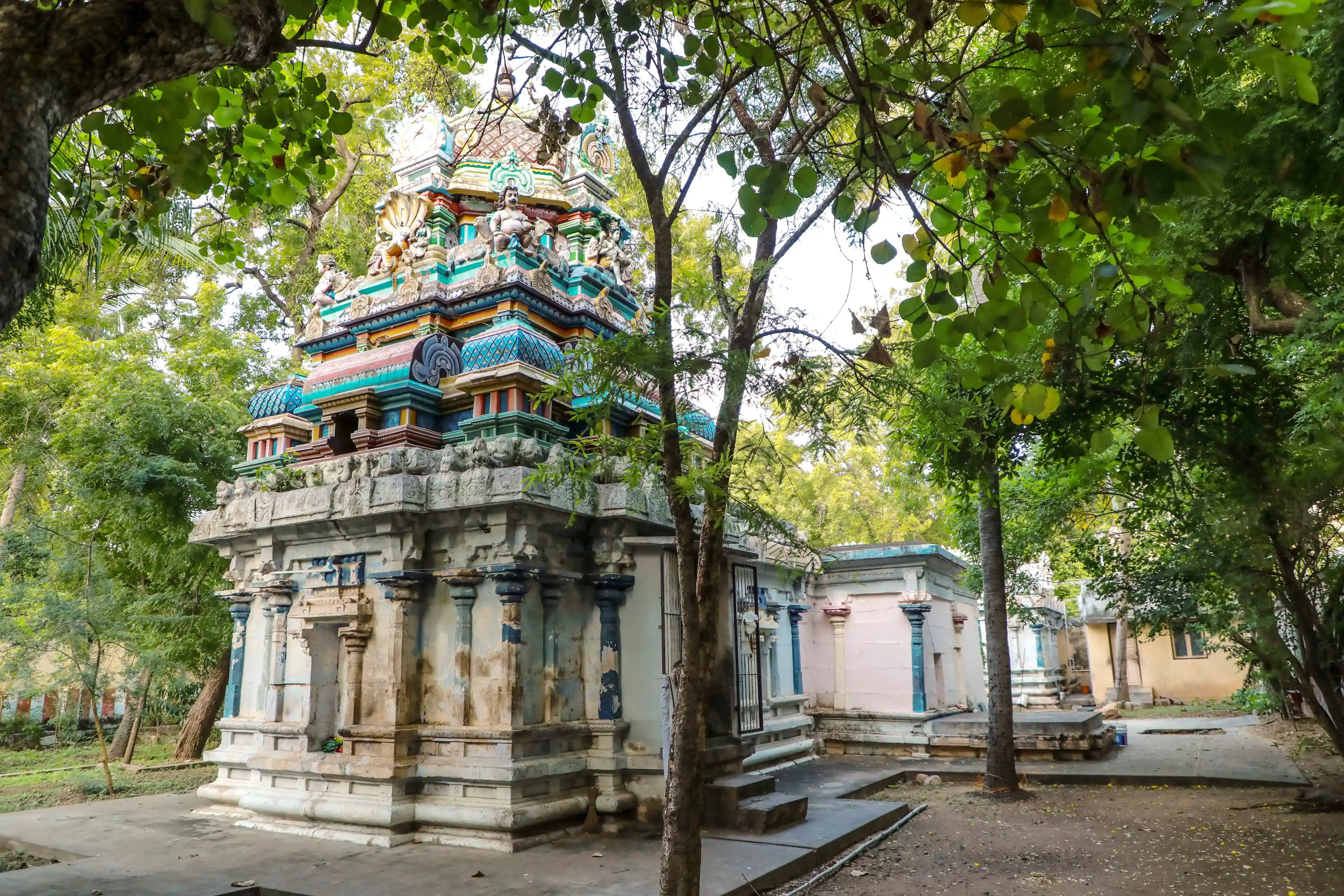 Arulmigu Rajarajeswari Temple, Thiruvanaikovil, Thiruchirappalli - 620005