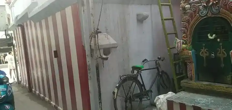 Arulmigu Rajarajeswari Thandu Marriamman Temple, Madurai - 625001 அருள்மிகு இராஜராஜேஸ்வரி தண்டு மாரியம்மன் திருக்கோயில், மதுரை - 625001, Madurai - Ancient Temple Architecture and History Image 2